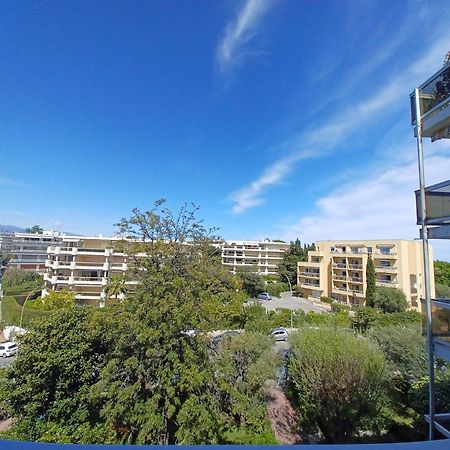 Juan Les Pins Tanit Studio Climatise Vue Sur Mer Piscine Antibes Exterior foto